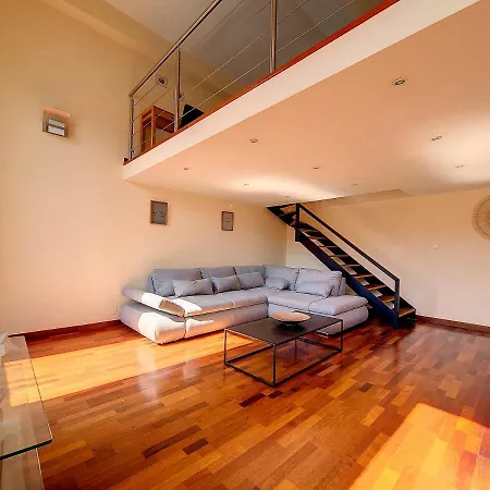 Loft Sur Le Port De Apartment Nice