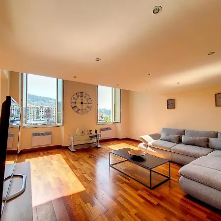 Loft Sur Le Port De * Nice